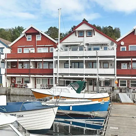Two-bedroom Holiday In 2 *