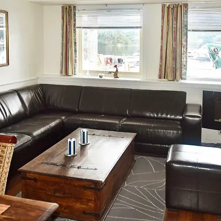 Two-bedroom Holiday In 2 Lejlighed Uggdal