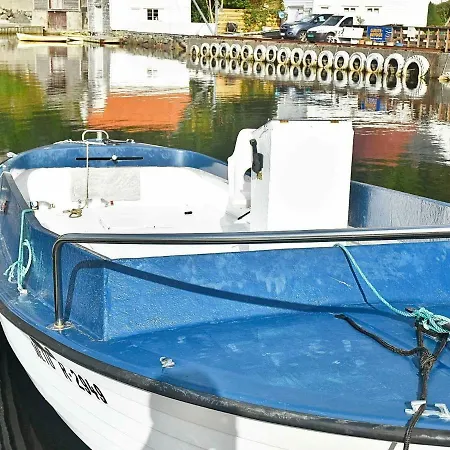 Two-bedroom Holiday In 2 * Uggdal